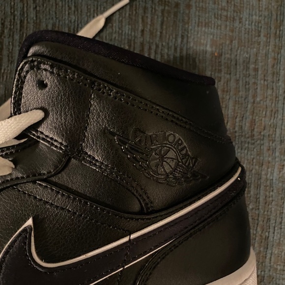 Men’s Nike Air Jordan’s Retro Ones - Picture 10 of 12